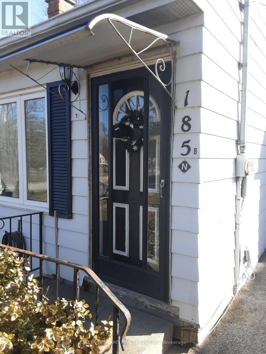 Property Photo:  185 Newton Street Upper  ON L3Y 3K6 