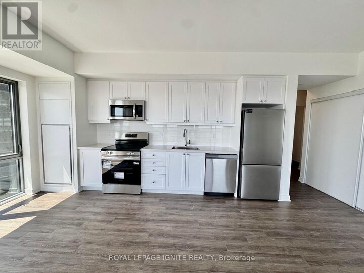 Property Photo:  51 Clarington Boulevard 1101  ON L1C 7J8 