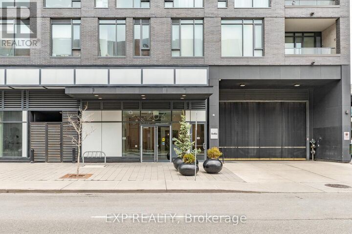 Property Photo:  203 Catherine Street 1102  ON K2P 1J5 