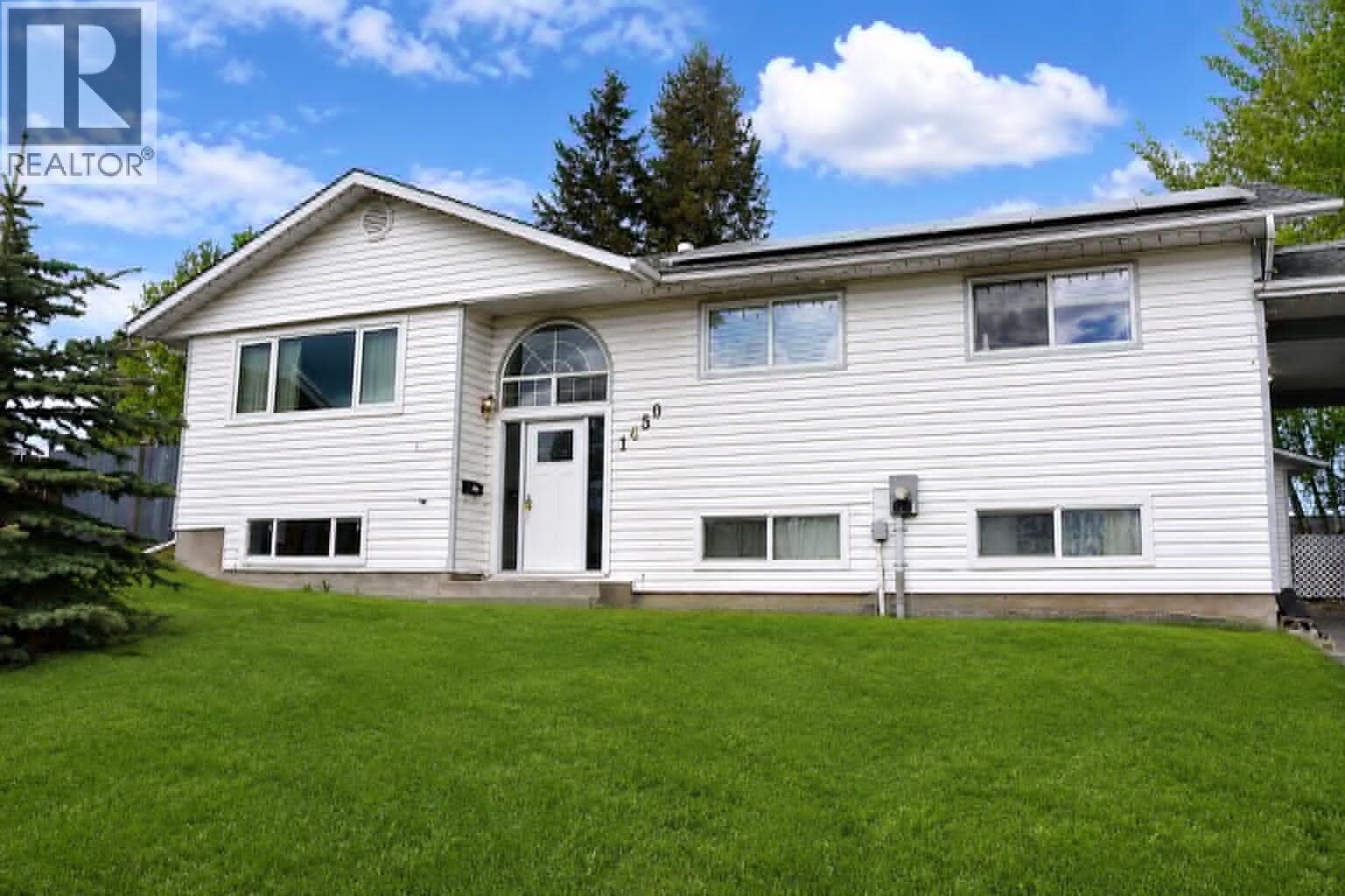 Photo de la propriété:  1450 Fraser Crescent  BC V2M 3Y2 