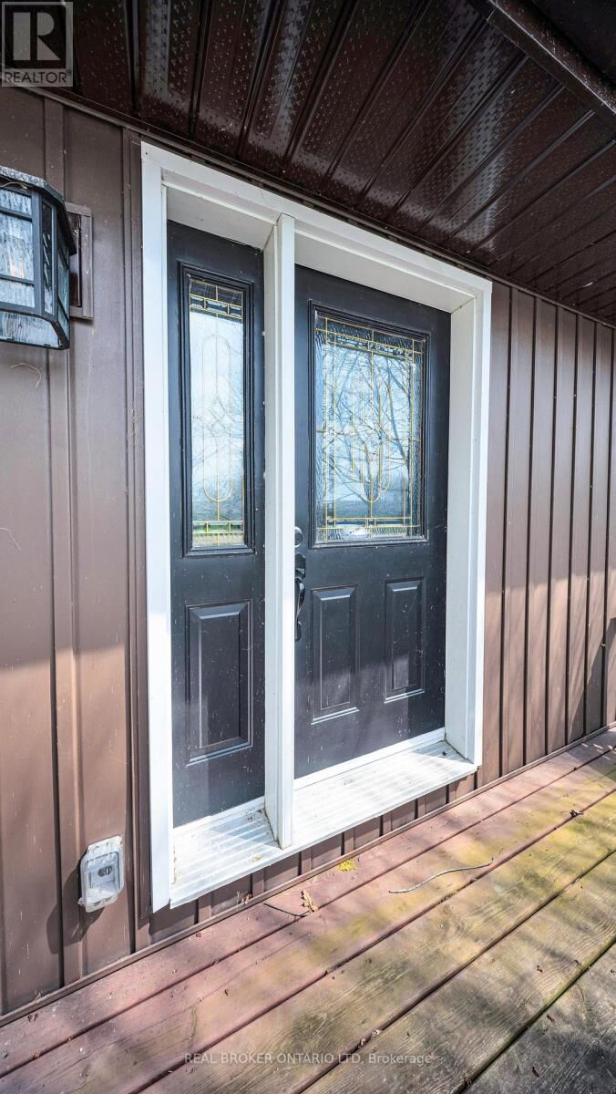 Property Photo:  74652 Talbot Crescent  ON N0M 1G0 