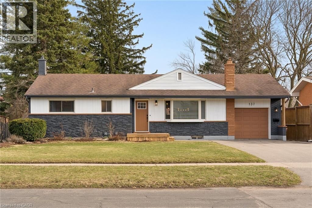 Property Photo:  137 Donald Street  ON N2B 3G7 