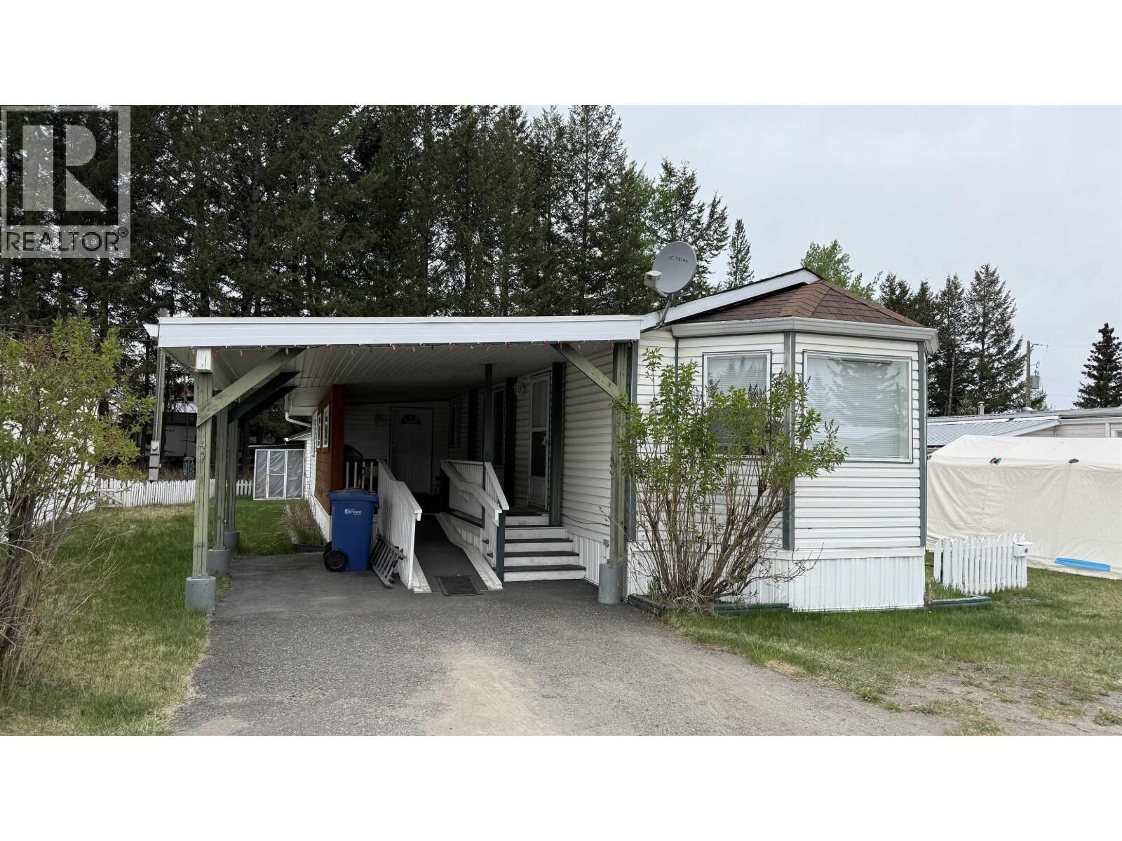 Property Photo:  375 Horse Lake Road 47  BC V0K 2E0 