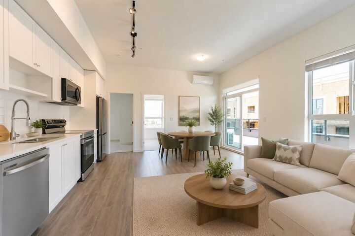 Property Photo:  15735 85 Avenue 607  BC V4N 6Z1 