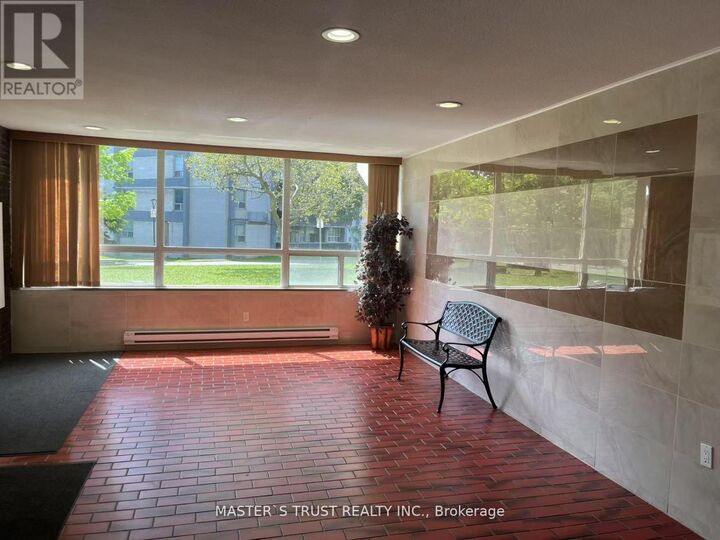 Property Photo:  3420 Eglinton Avenue East 903  ON M1J 2H9 