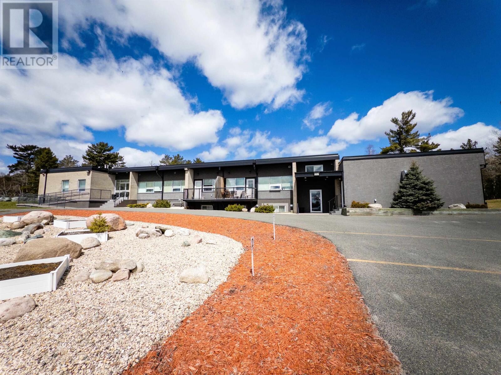 Property Photo:  201 100 First Avenue West  ON P9N 3Z7 
