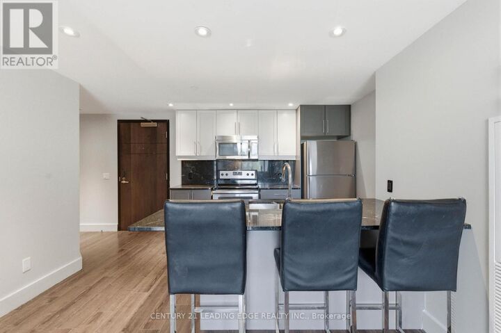 Property Photo:  330 Phillip Street C533  ON N2L 3W9 