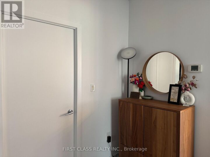 Property Photo:  62 Forest Manor Road 1209  ON M2J 0B6 