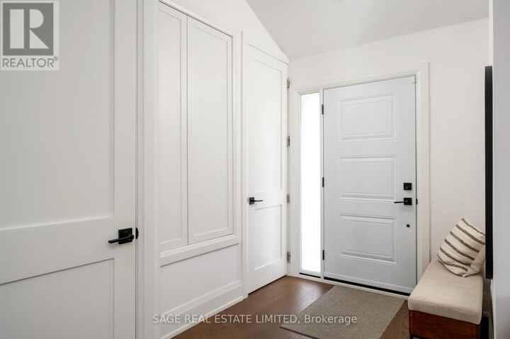 Property Photo:  7 Rathgar Avenue  ON M9C 2E7 
