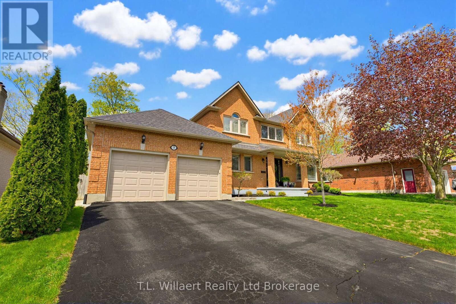 Property Photo:  10 Woodside Drive  ON N4G 5P9 