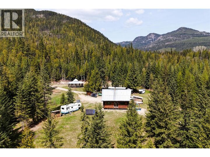 Property Photo:  1425 Bobbie Burns Road  BC V0E 2C4 