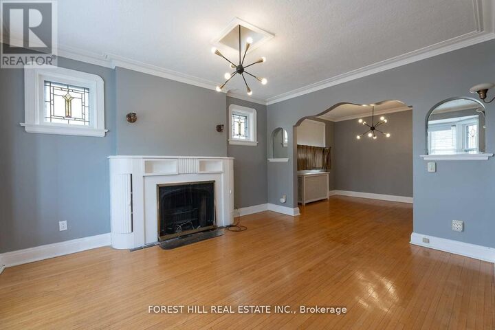 Property Photo:  6 Park Hill Road  ON M6C 3M9 