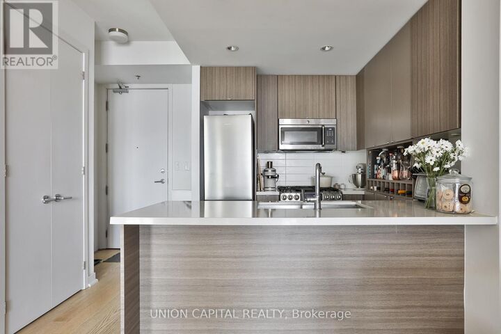 Property Photo:  88 Colgate Avenue 417  ON M4M 0A6 