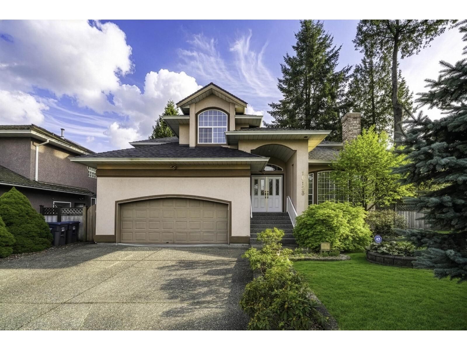 Property Photo:  10123 157 Street  BC V4N 4S3 