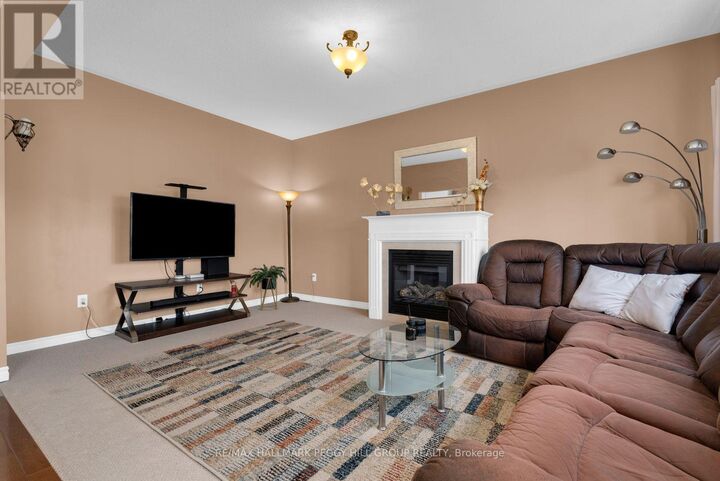 Property Photo:  298 Greenwood Drive  ON L3W 0E8 