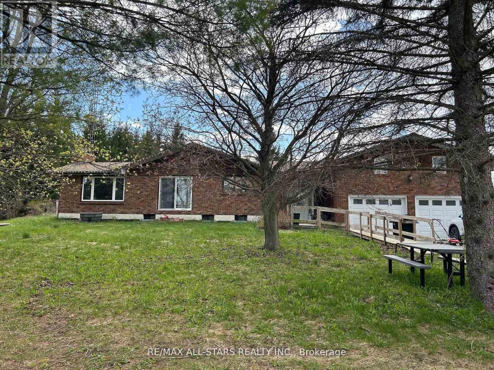 Property Photo:  1185 Sturgeon Road  ON K9V 4R8 