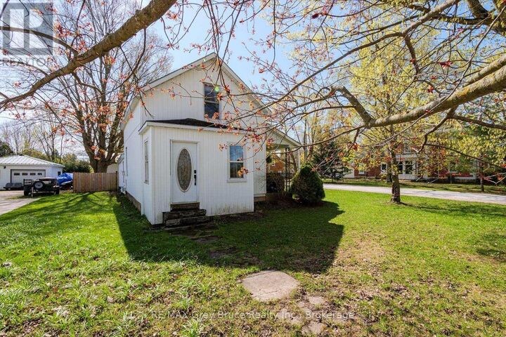 Property Photo:  105 Main Street  ON N0H 2N0 