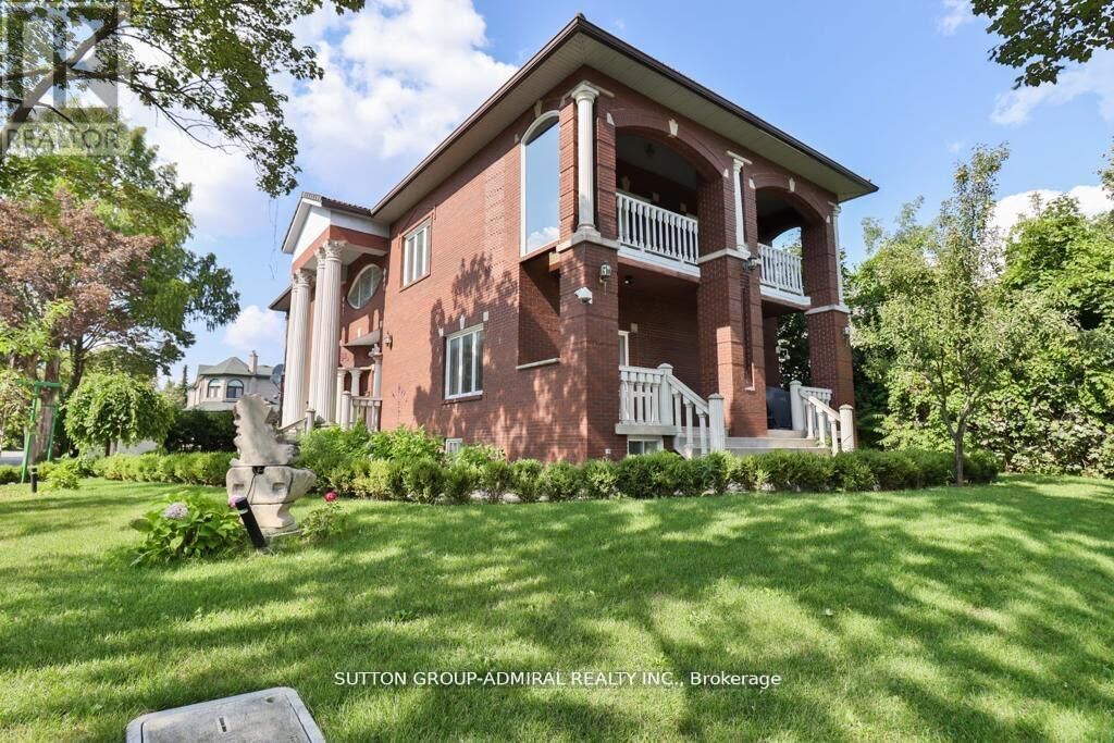 Property Photo:  116 Goulding Avenue  ON M2M 1L4 