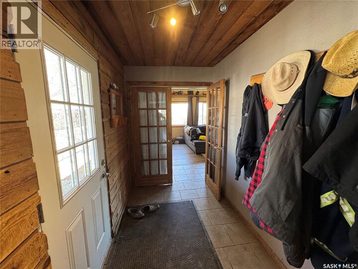 Property Photo:  381 2nd Street  SK S0G 0H0 