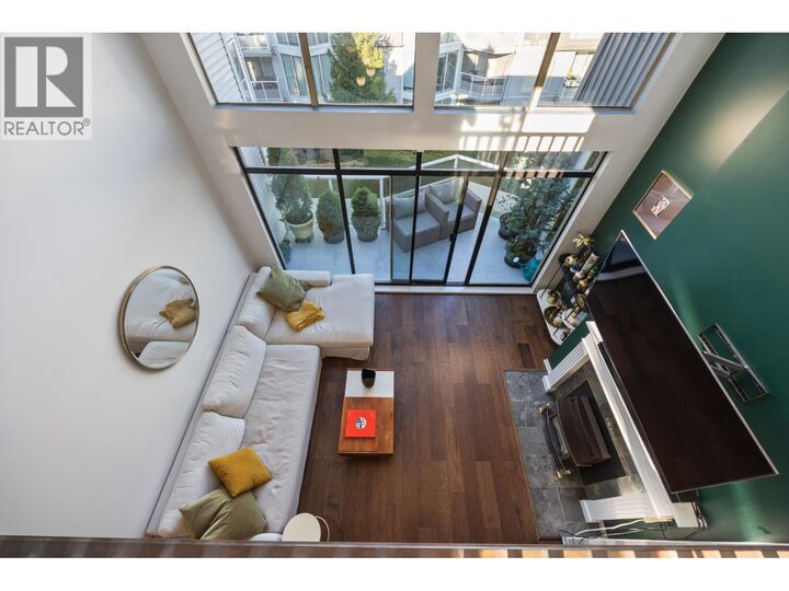 Property Photo:  48 Richmond Street 406  BC V3L 5P4 