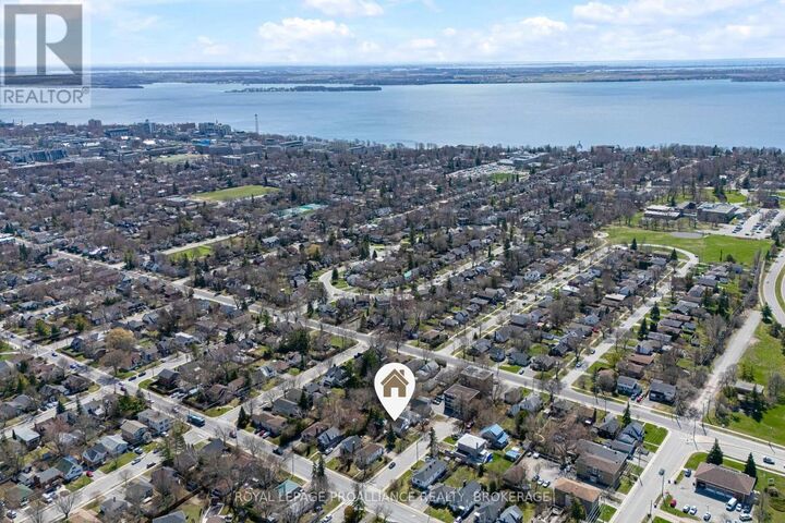 Property Photo:  19 Westdale Avenue  ON K7L 4S1 