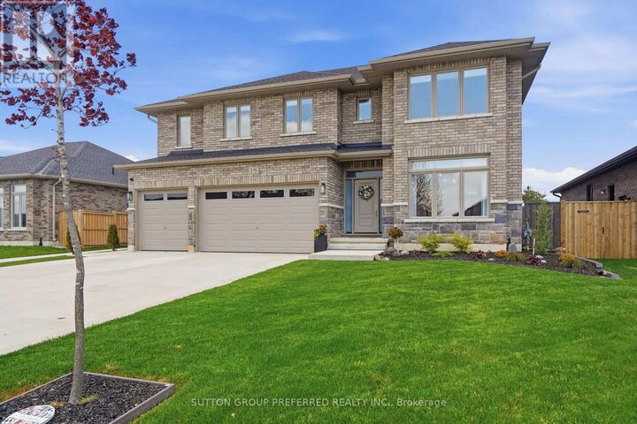 Property Photo:  215 Leitch Street  ON N0L 1J0 