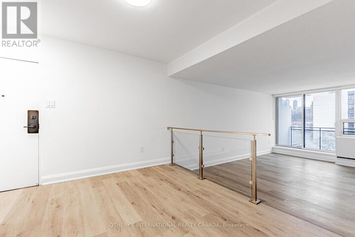 Property Photo:  191 Sherbourne Street 1002  ON M5A 3X1 