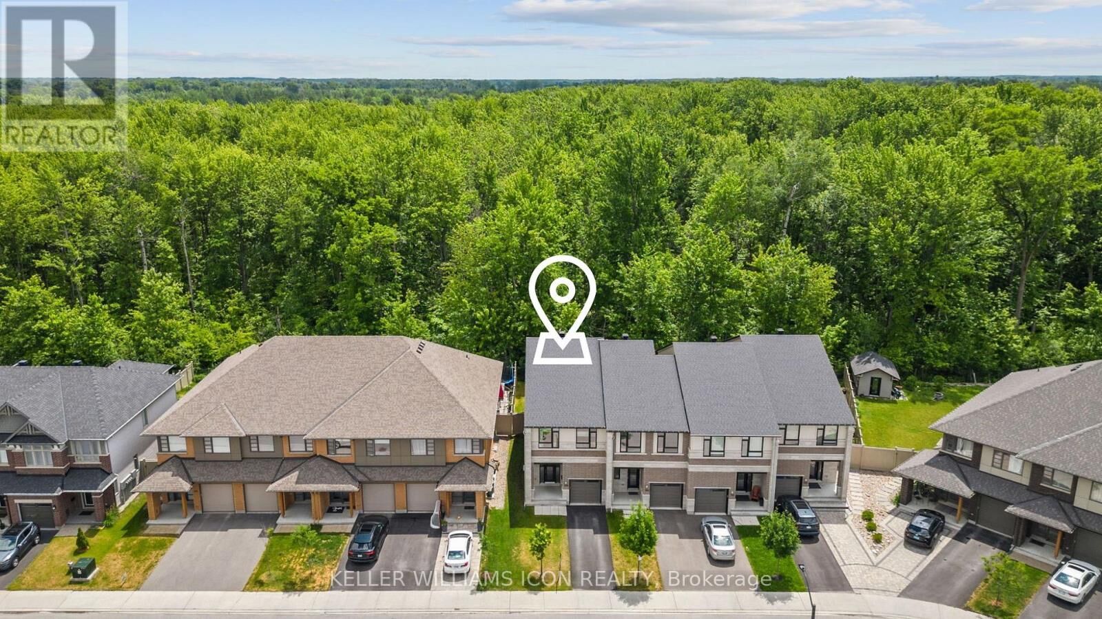 Property Photo:  188 Larimar Circle  ON K1X 0B6 