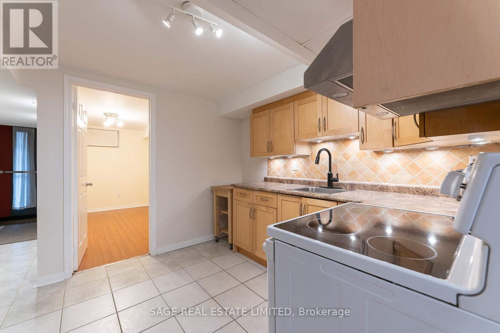 Property Photo:  38 Osler Street Basement  ON M6P 4A2 