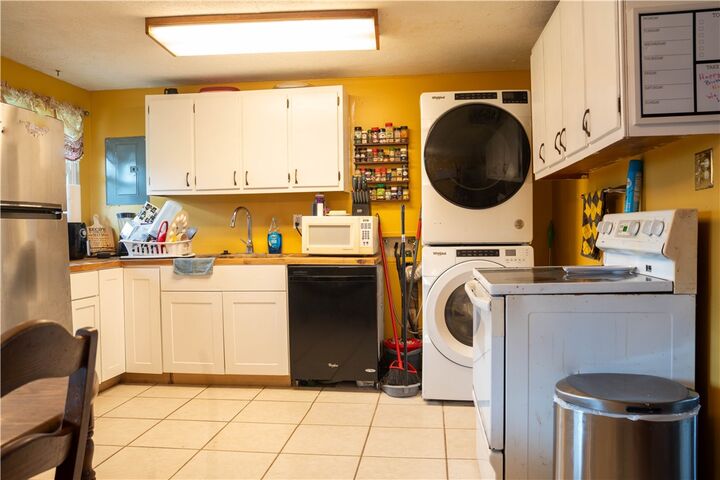 Property Photo:  6532 Lemans Lane  OH 45424 