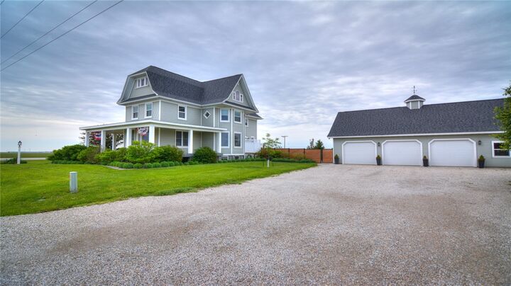 Property Photo:  2295 300th Street  IL 62543 