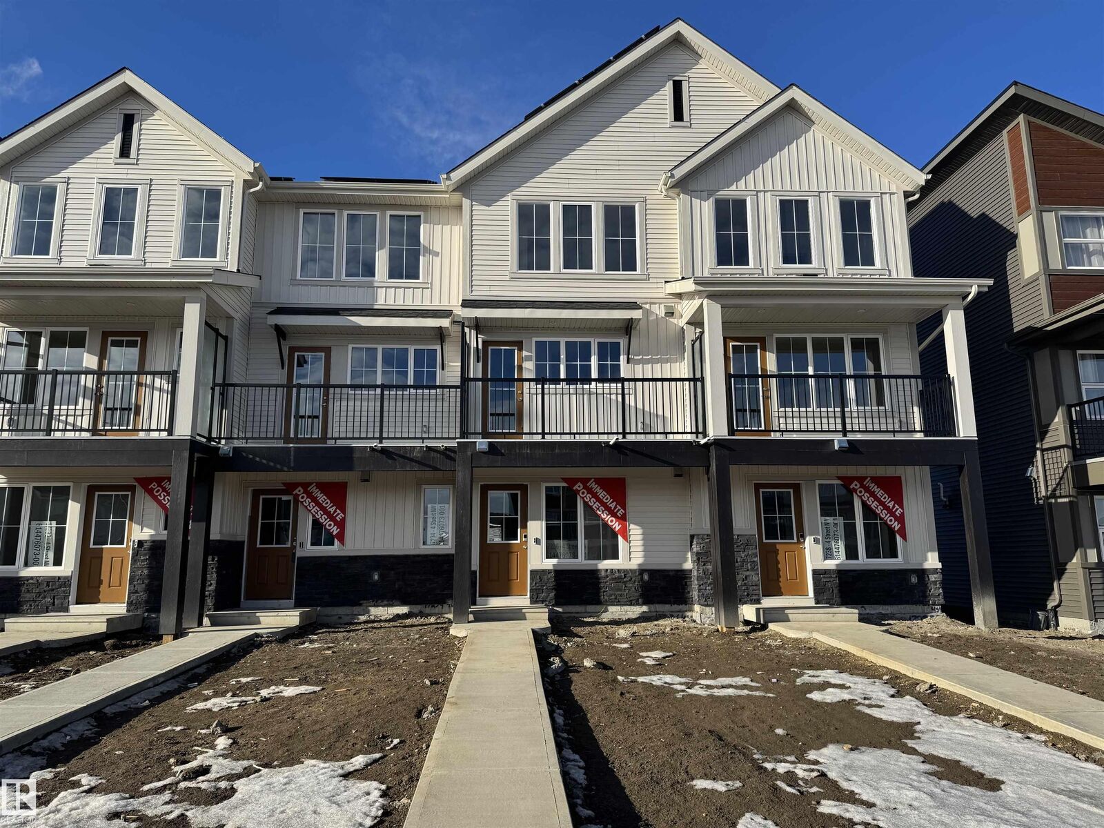Property Photo:  17236 4 Street NW  AB T5Y 4G5 