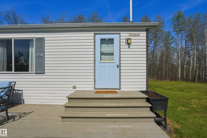 Property Photo:  27420 Twp Road 544 11  AB T8R 2B4 