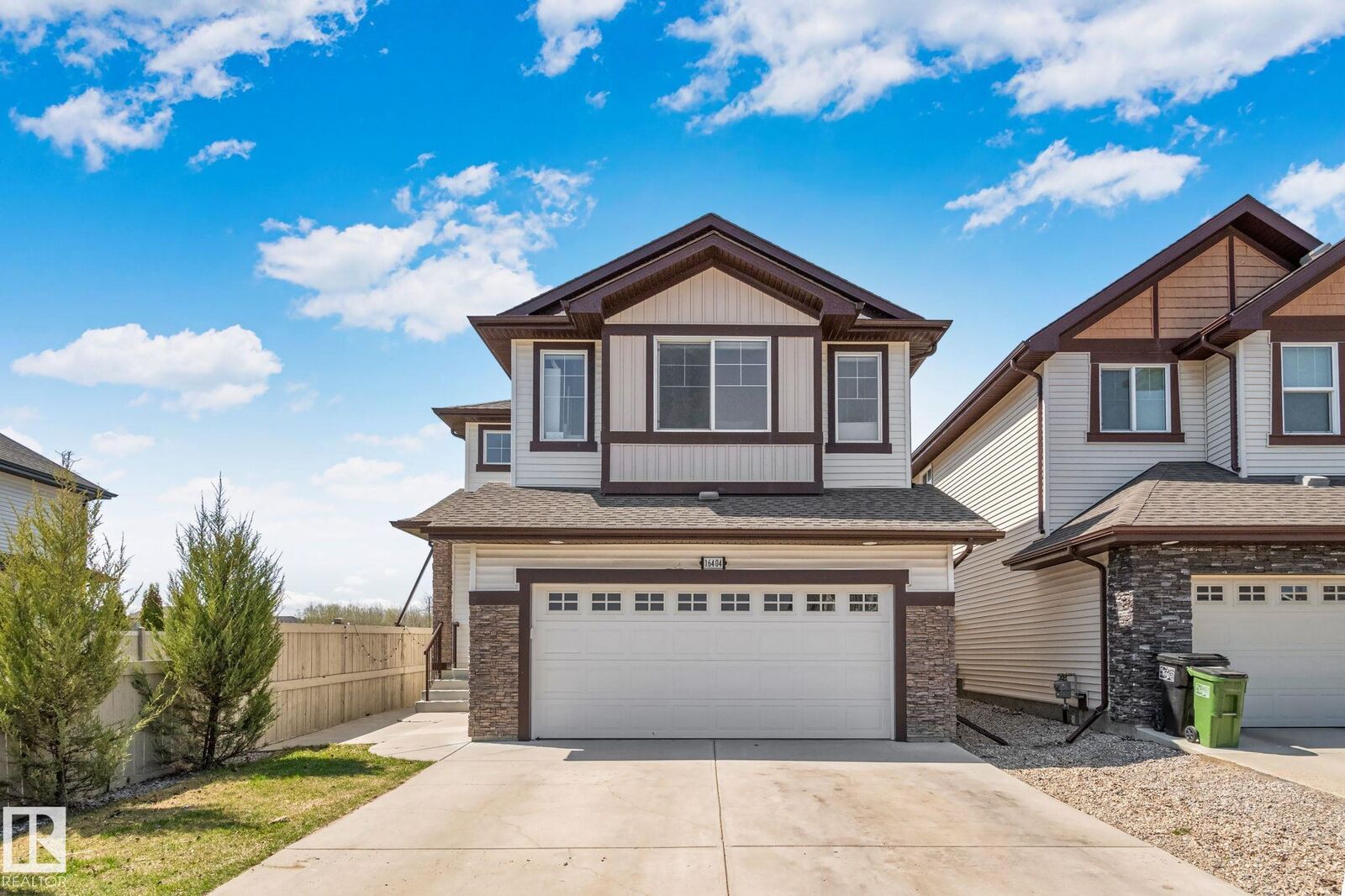 Property Photo:  16404 136 Street NW  AB T6V 0K1 