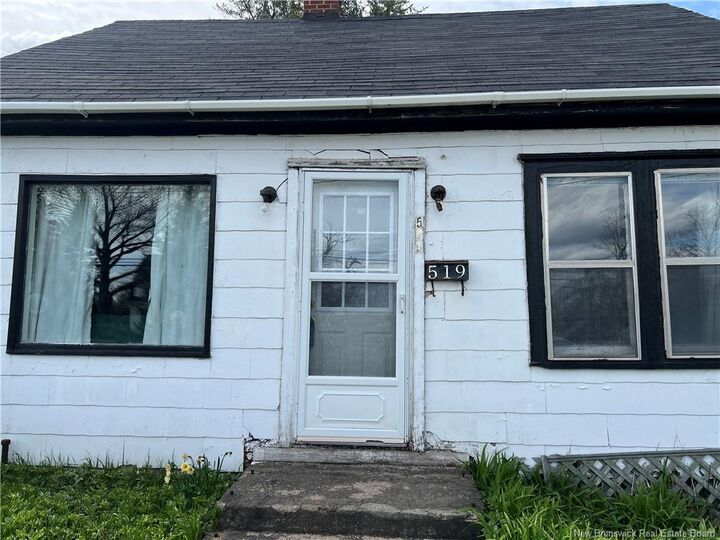 Property Photo:  519 Salisbury Road  NB E1E 1B9 