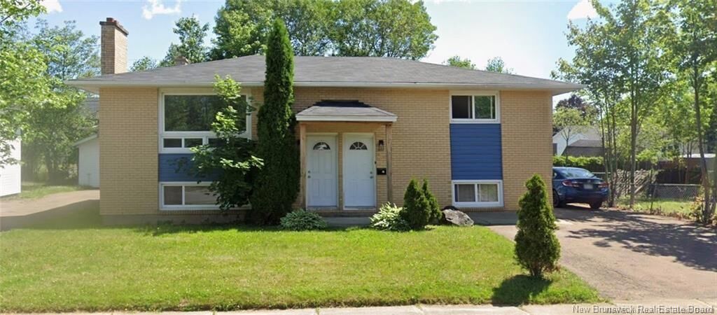 Property Photo:  25-27 Whitney Avenue  NB E1C 8C5 
