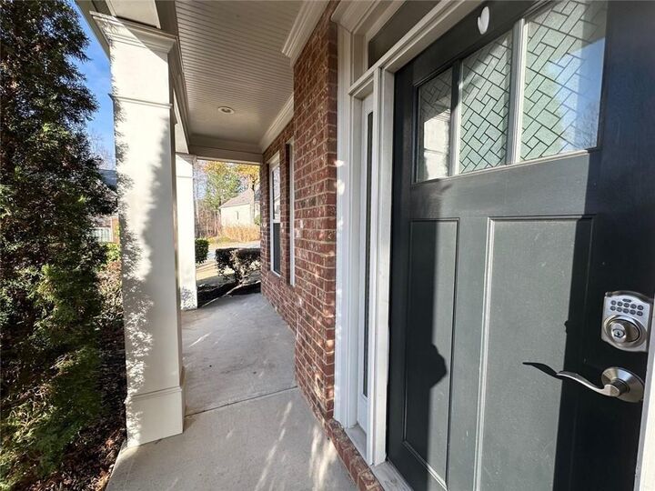 Property Photo:  5605 Upper Creek Court  GA 30024 