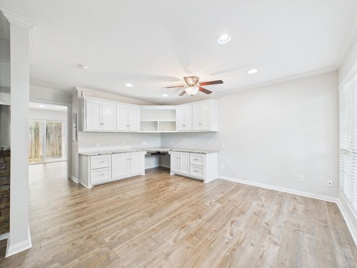 Property Photo:  5333 Richmond Avenue 11  TX 77056 