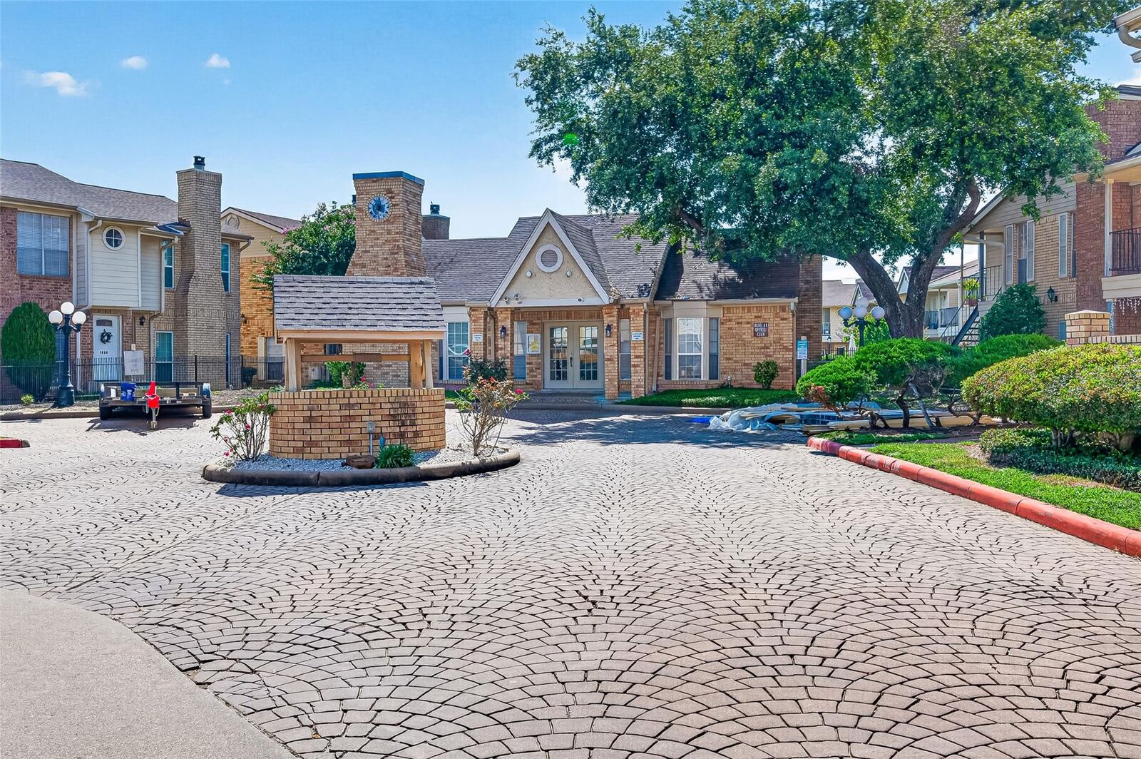Property Photo: 3600 Jeanetta Street 2704 TX 77063
