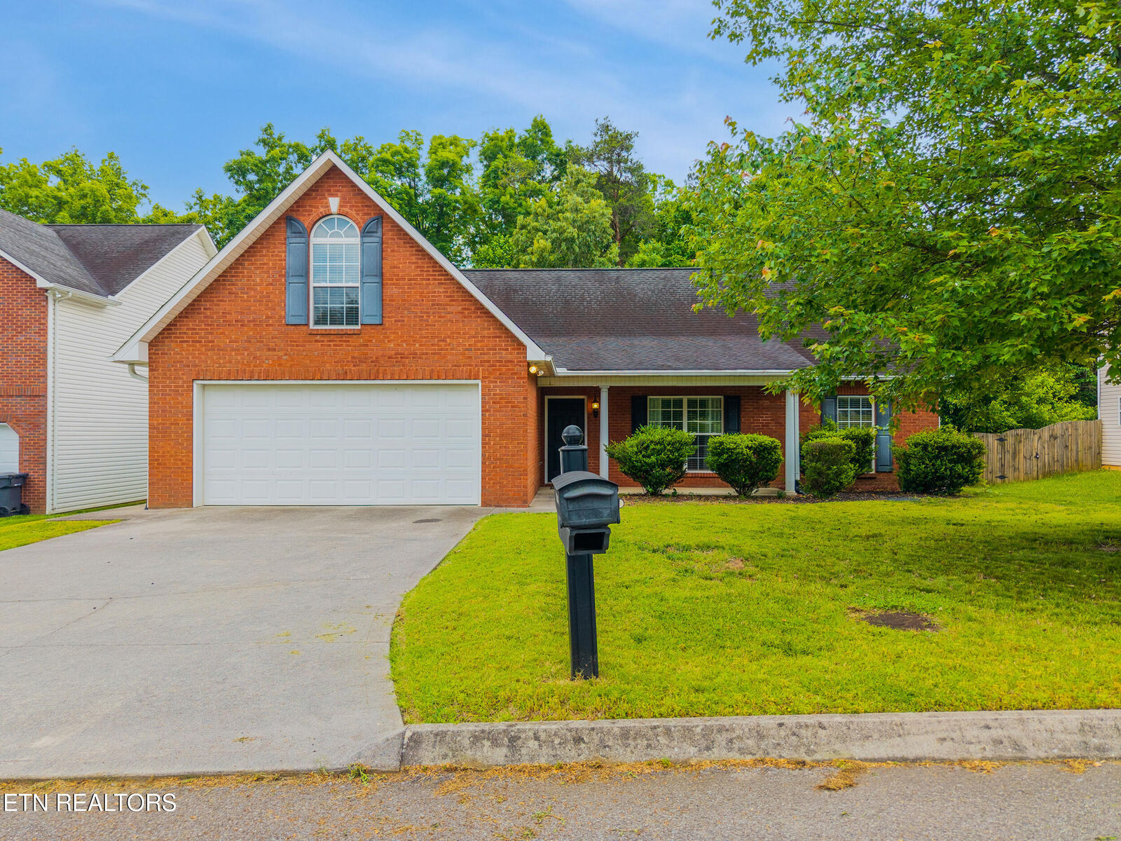 Property Photo:  9918 Coral Springs Lane  TN 37922 