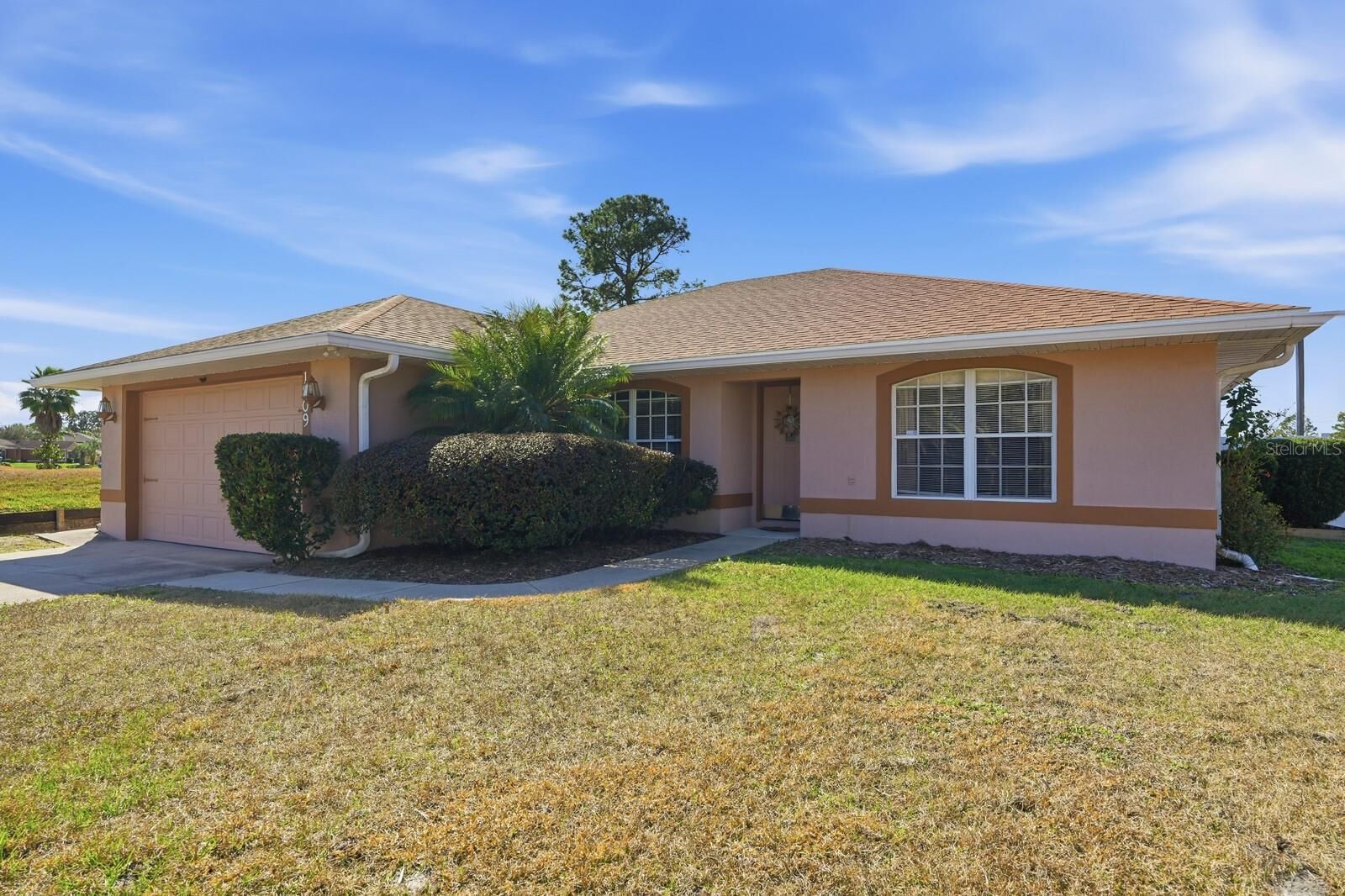 Property Photo:  1909 Montebello Avenue  FL 32738 