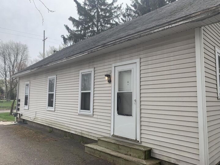 Property Photo:  3116 Whittier Drive  MI 49001 