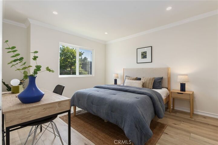 Property Photo: 4216 Ethel Ave, Apt 5 CA 91604