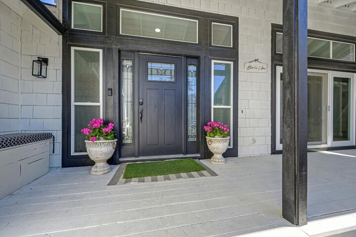 Property Photo:  108 Crow Canyon Drive  CA 95630 