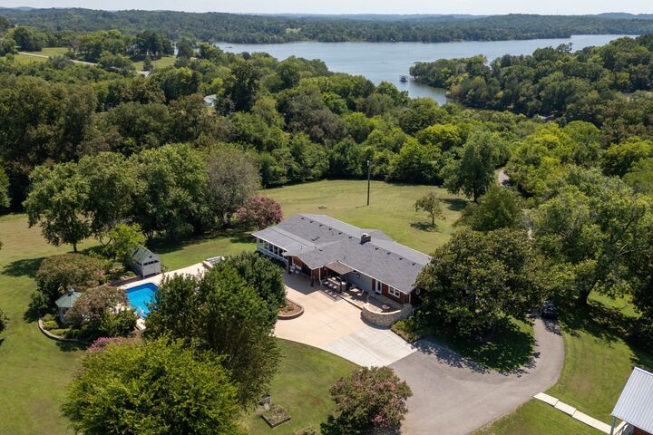 Property Photo:  344 Peach Valley Rd  TN 37066 