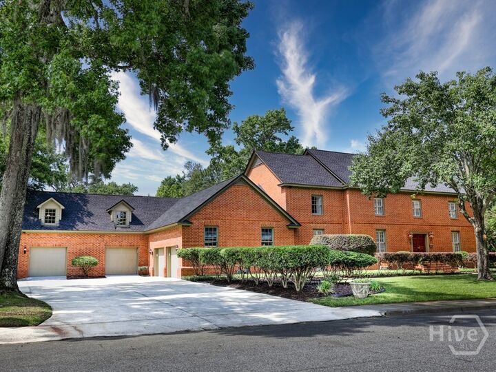 Property Photo: 111 Lee Boulevard GA 31405