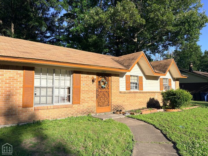 Property Photo:  1507 Rich Road  AR 72301 