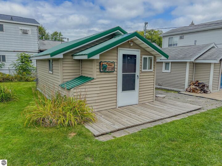 Property Photo: 6482 W Houghton Lake Drive Cabin #4 MI 48629