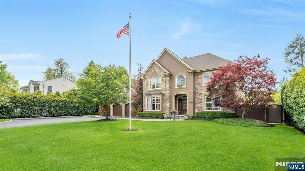 Property Photo:  303 Rockland Avenue  NJ 07675 