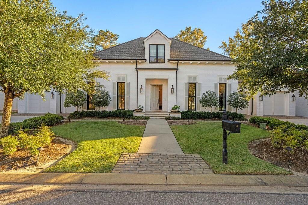 Property Photo: 71 Hummingbird Road LA 70433